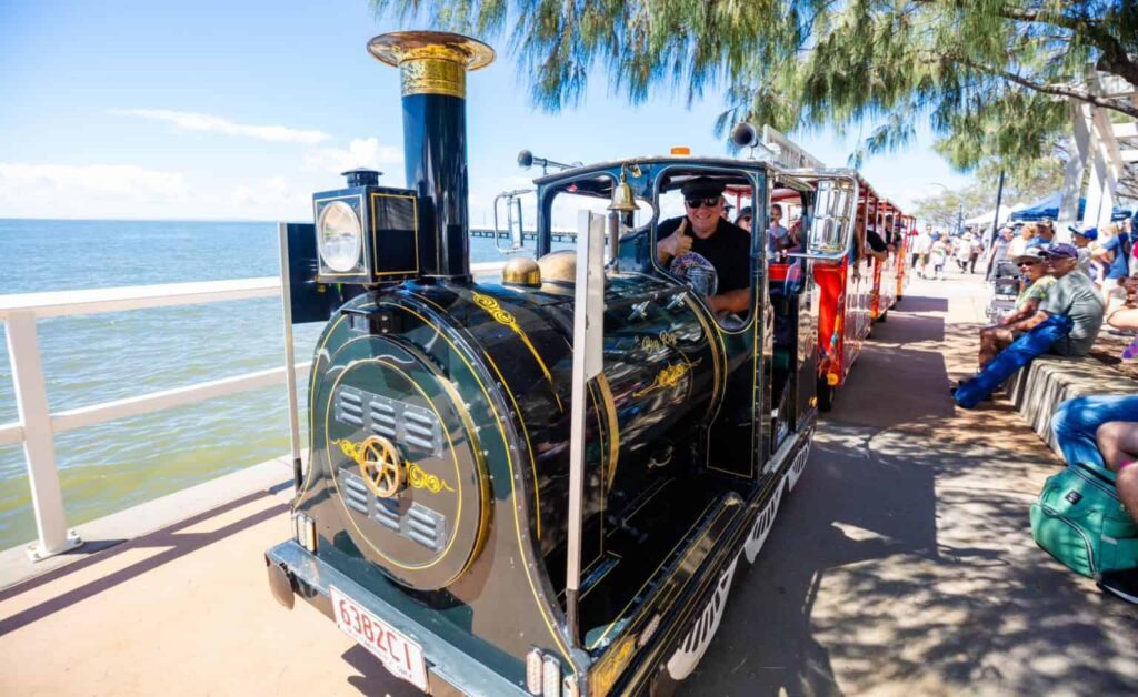 Bluewater-Festival-train